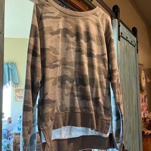 Royce camo crew sweatshirt